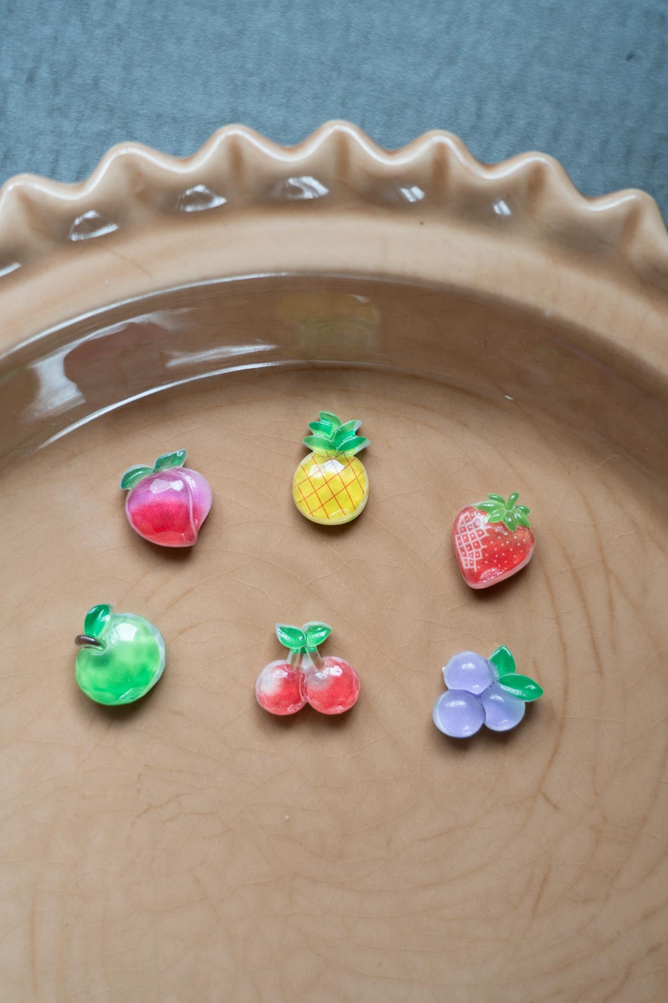 6 piece mini fruit magnets